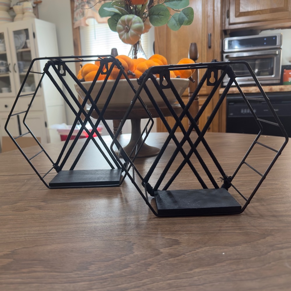 Set of Decorative hanging wall shelves